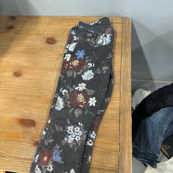 Current/Elliot Jeans - Picture 3 of 3